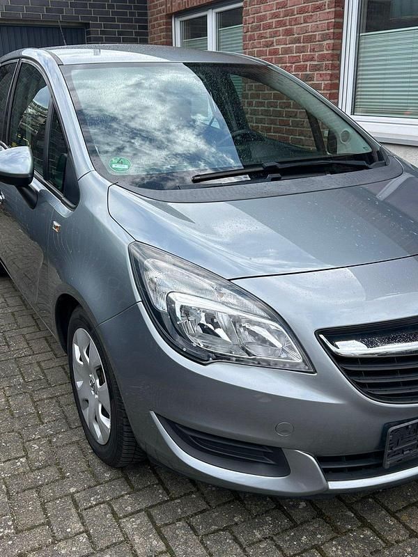 Gebraucht Opel Meriva 95 PS (69 kW) 2014 Grau Van / Kleinbus