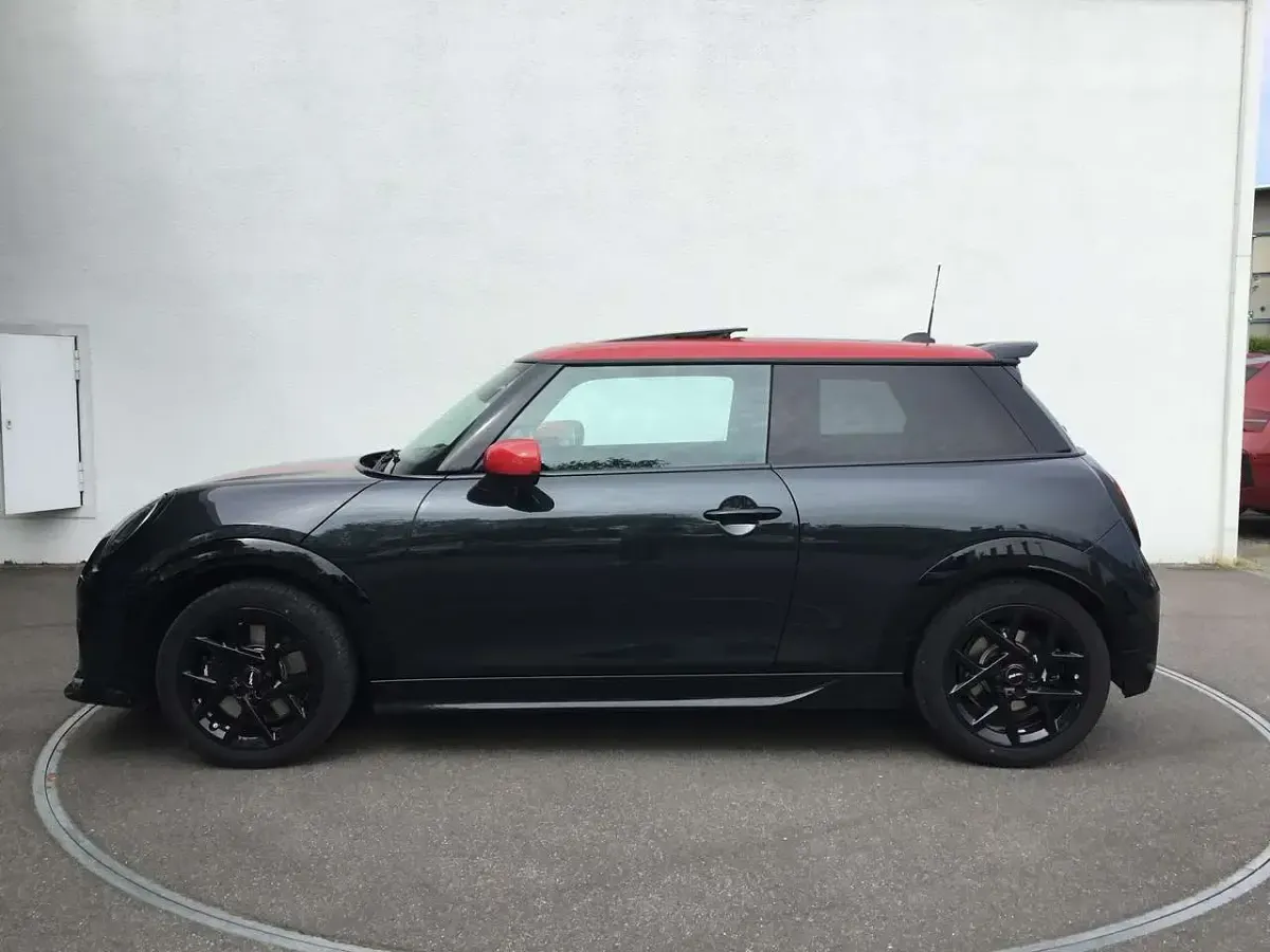 Gebraucht Mini Cooper Coupé 156 PS (114 kW) 2024 Legend grey Coupé