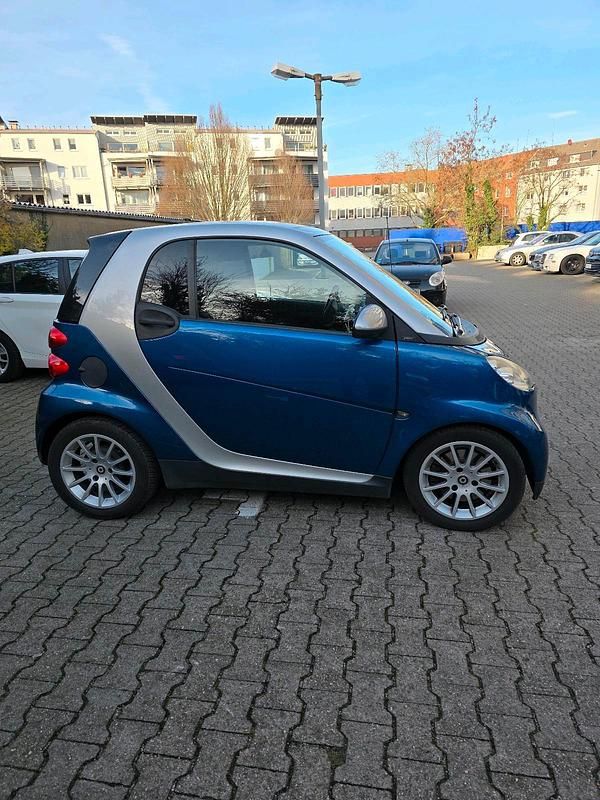 Blau Gebraucht 2007 Smart ForTwo Coupé Coupé | 2.850 € (Teuer) - Bild 1/4