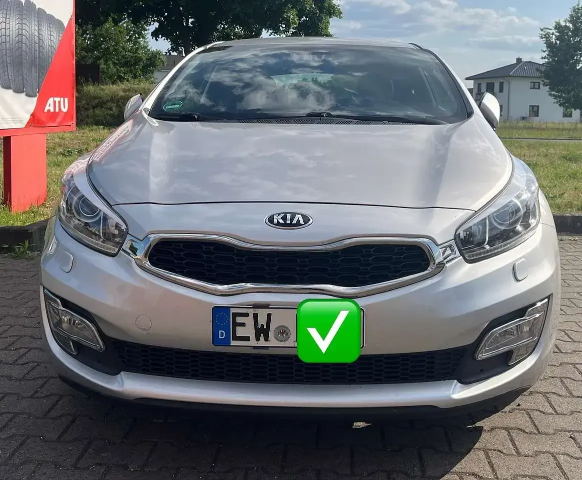 Gebraucht Kia ProCeed Spirit 135 PS (99 kW) 2015 Kleinwagen