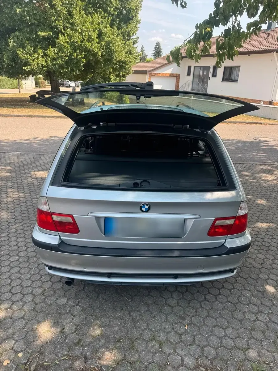 Gebraucht BMW 316 116 PS (85 kW) 2002 Silber Kombi