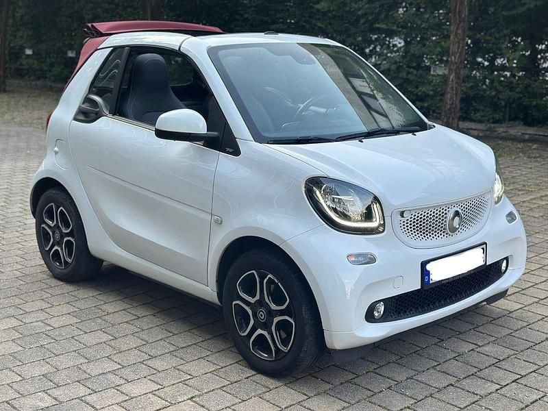 Gebraucht Smart ForTwo Cabrio 90 PS (66 kW) 2016 Weiß Cabrio
