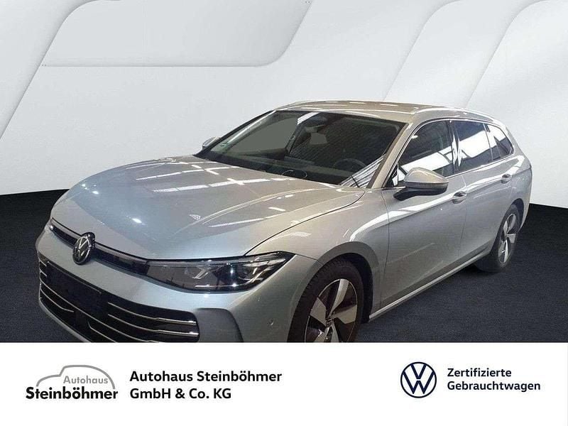 Oyster silver (silber) Gebraucht 2025 VW Passat Elegance Kombi | 37.445 € (Superpreis) - Bild 1/4