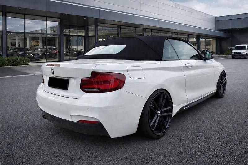 Gebraucht BMW 220 184 PS (135 kW) 2018 Weiß Cabrio