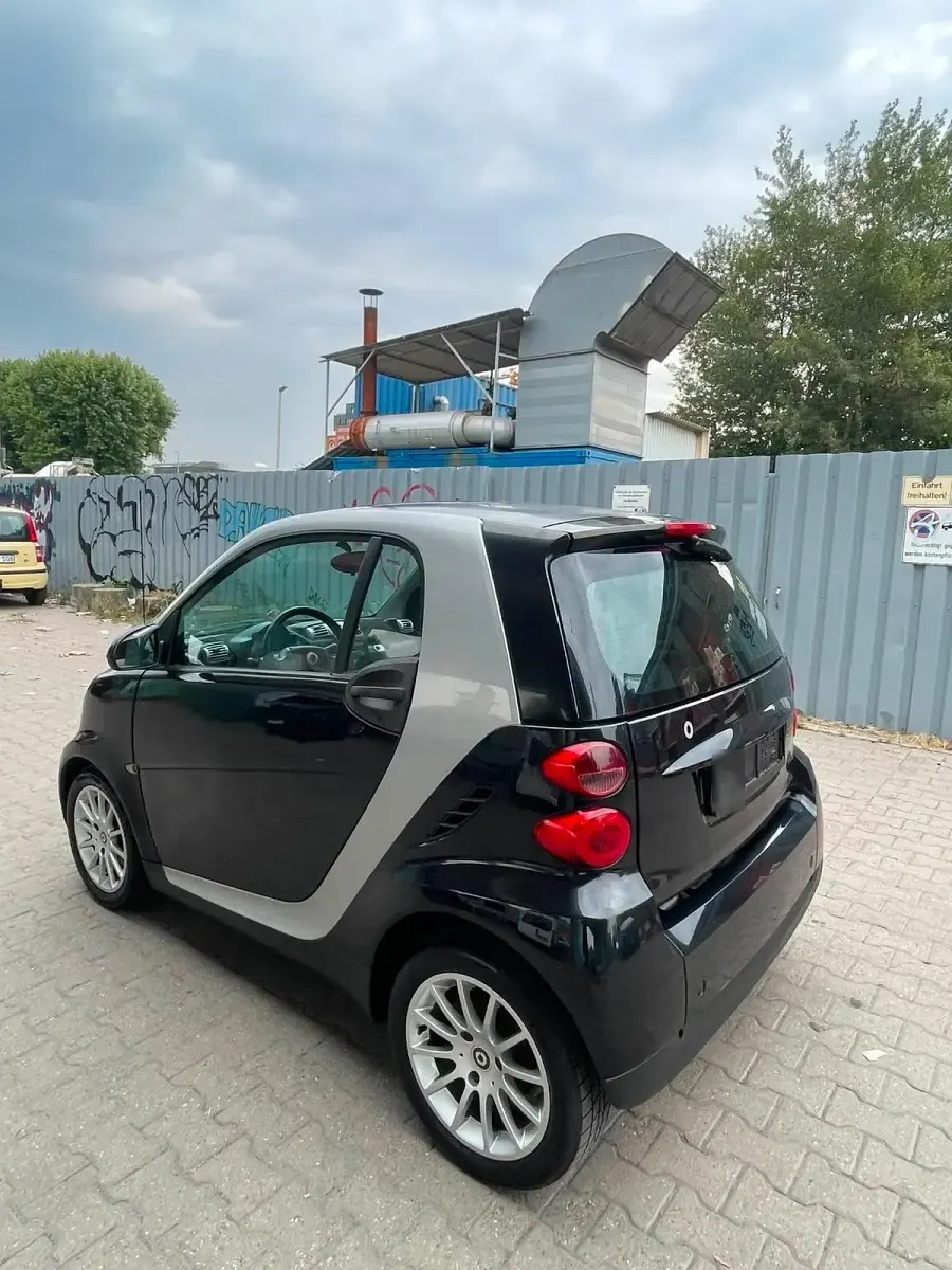 Gebraucht Smart ForTwo Coupé 71 PS (52 kW) 2008 Schwarz Coupé