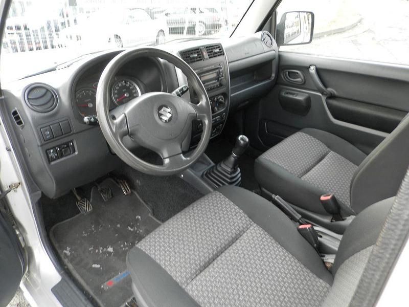Gebraucht Suzuki Jimny Comfort 86 PS (63 kW) 2011 Silber SUV