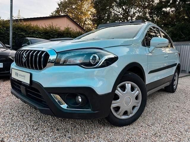 Weiß Gebraucht 2019 Suzuki SX4 S-Cross Club SUV | 13.990 € (Guter Preis) - Bild 1/4