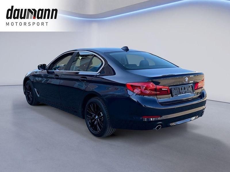 Gebraucht BMW 520 Performance 190 PS (139 kW) 2019 Blau Limousine