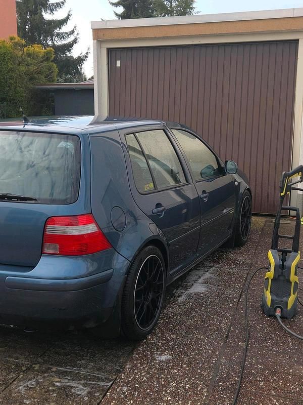 Gebraucht VW Golf IV 150 PS (110 kW) 2000 Blau Limousine