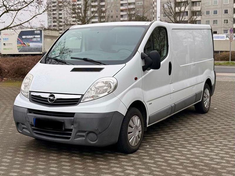 Gebraucht Opel Vivaro 114 PS (83 kW) 2014 Weiß Van / Kleinbus