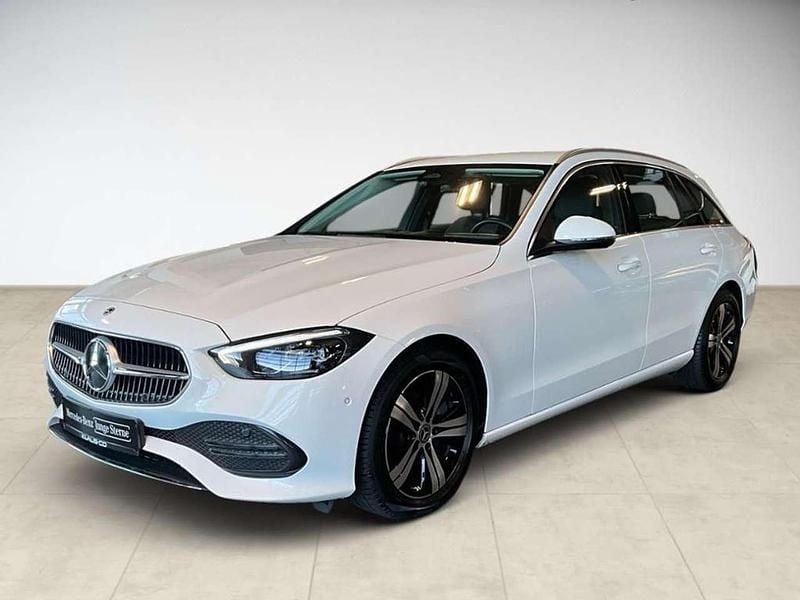 Weiß Gebraucht 2022 Mercedes C200 Avantgarde Kombi | 34.110 € (Fairer Preis) - Bild 1/4