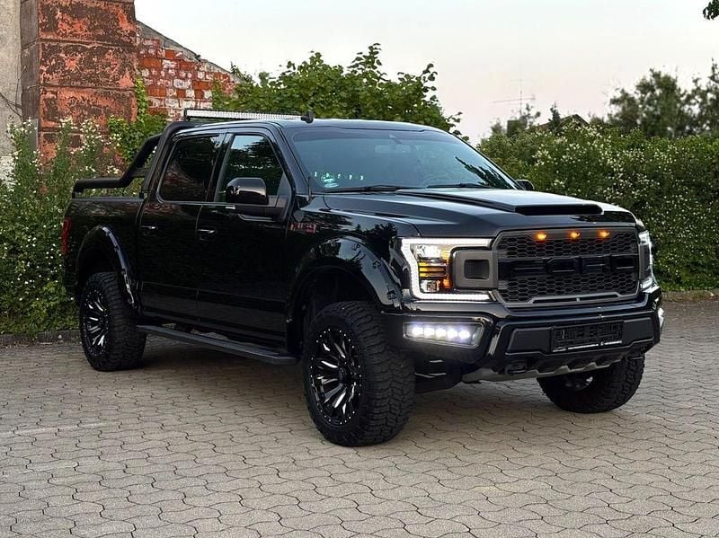 Używany Ford V8 Raptor 390 KM (286 kW) 2020 Czarny SUV