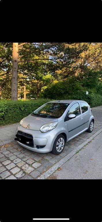 Silber Gebraucht 2011 Citroën C1 Style Kleinwagen | 1.250 € (Superpreis) - Bild 1/4