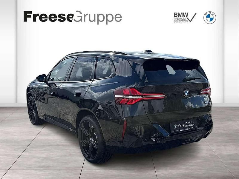 Gebraucht BMW X3 Performance 303 PS (222 kW) 2025 Black sapphire SUV