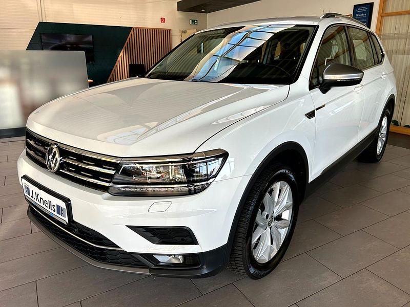 Weiß Gebraucht 2021 VW Tiguan Allspace Highline SUV | 27.450 € (Fairer Preis) - Bild 1/4