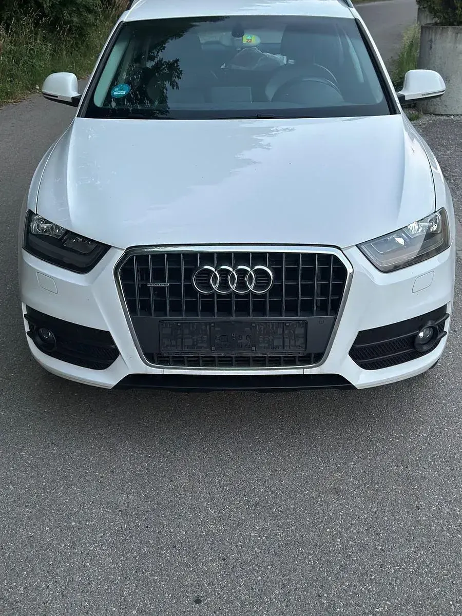 Gebraucht Audi Q3 Comfort 170 PS (125 kW) 2015 Weiß SUV