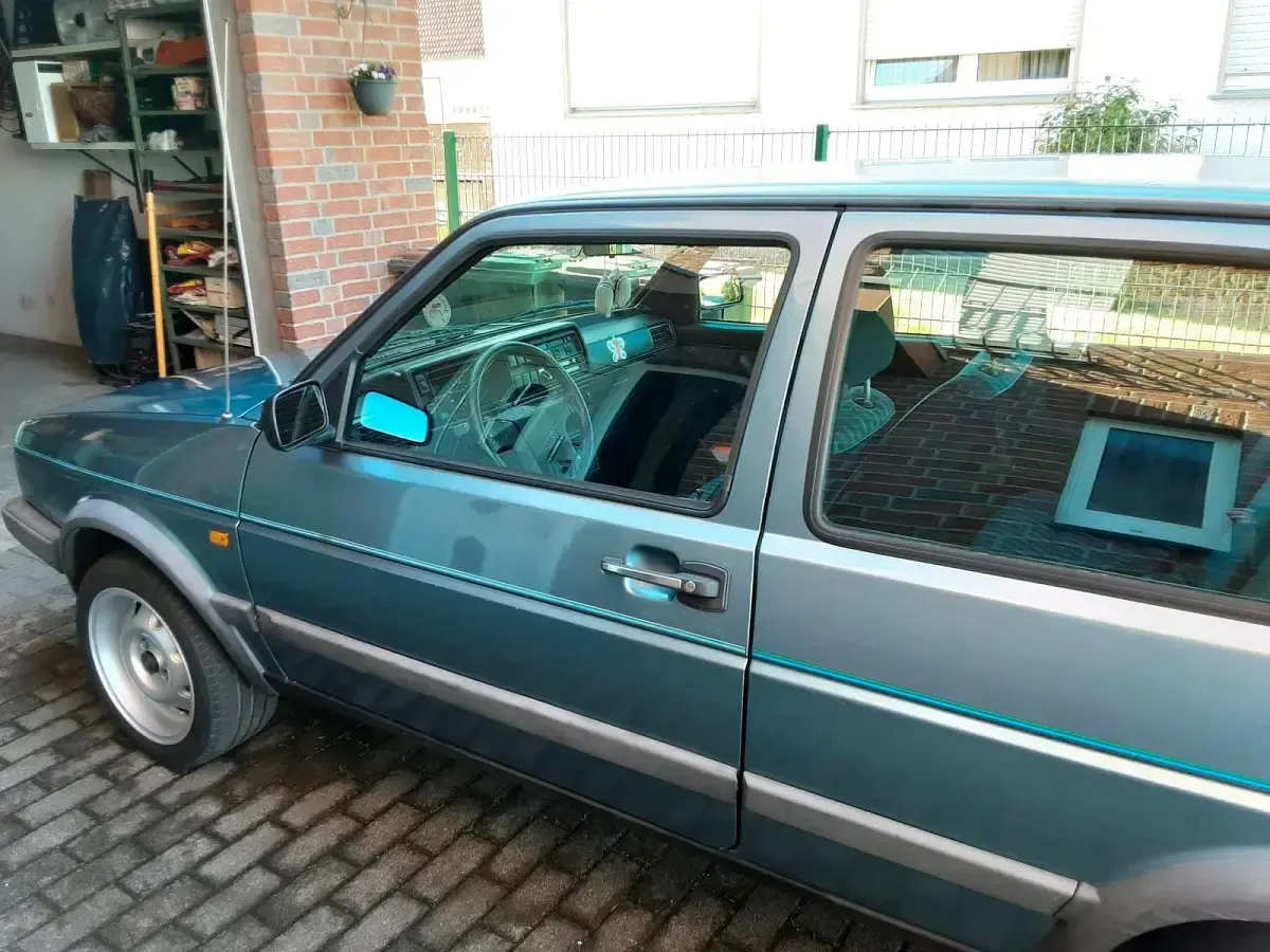 Gebraucht VW Golf II 69 PS (50 kW) 1990 Blau Kleinwagen