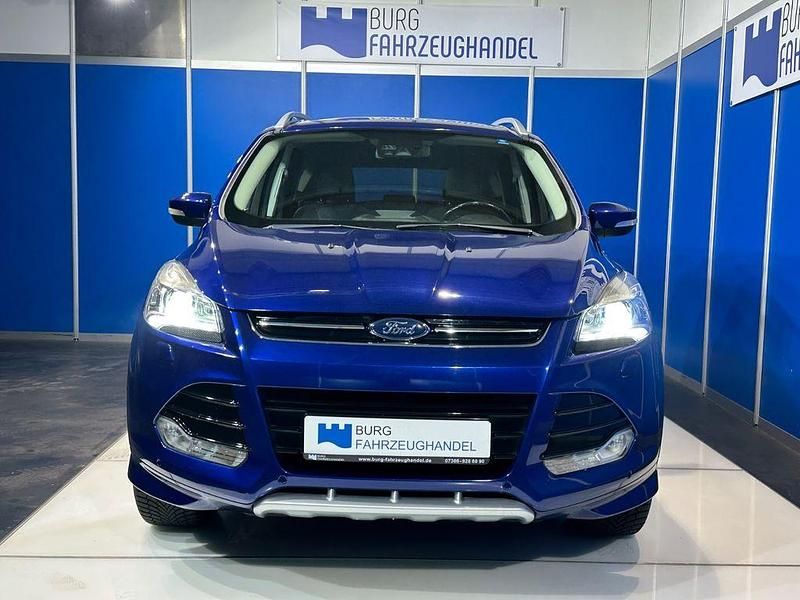 Gebraucht Ford Kuga Individual 182 PS (133 kW) 2016 Blau SUV