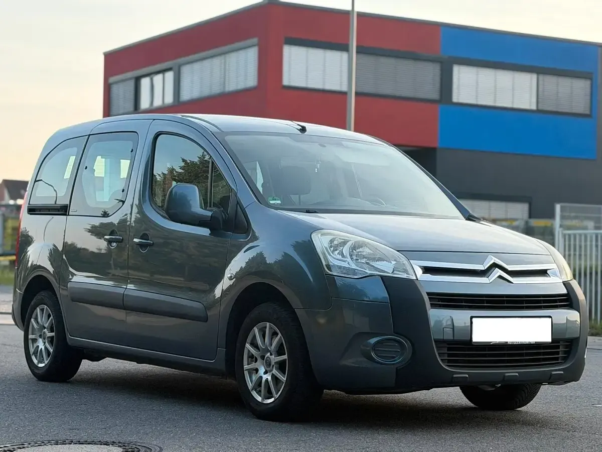 Gebraucht Citroën Berlingo 120 PS (88 kW) 2012 Grau Van / Kleinbus