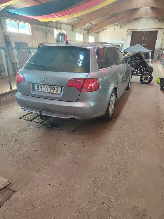 Grau Gebraucht 2007 Audi A4 Sport Kombi | 2.200 € (Superpreis) - Bild 1/4