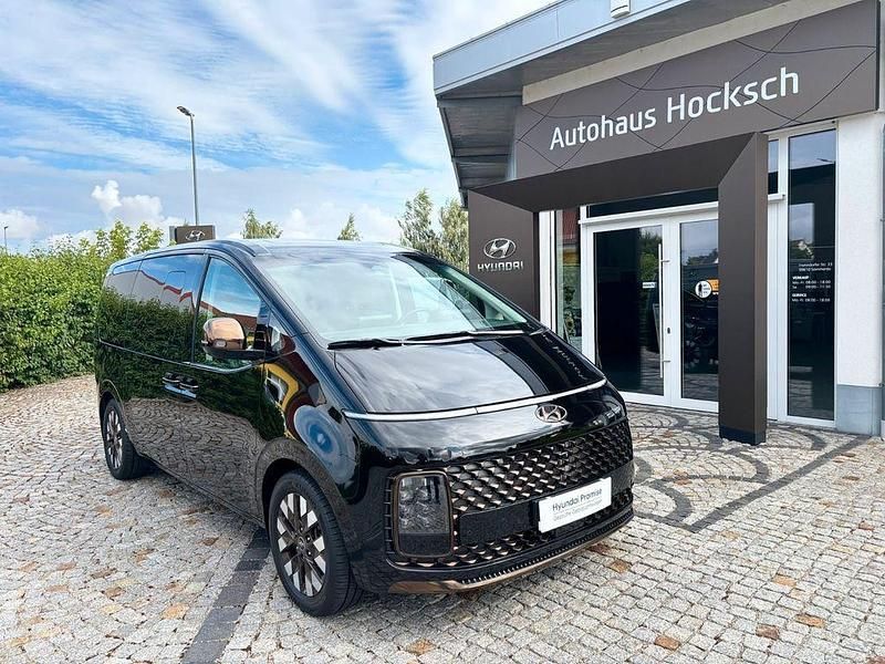 Abyss black / mic Gebraucht 2023 Hyundai Staria Signature Van | 43.390 € (Guter Preis) - Bild 1/4