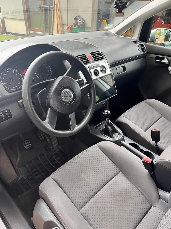 Gebraucht VW Touran Basis 116 PS (85 kW) 2003 Silber Van / Kleinbus