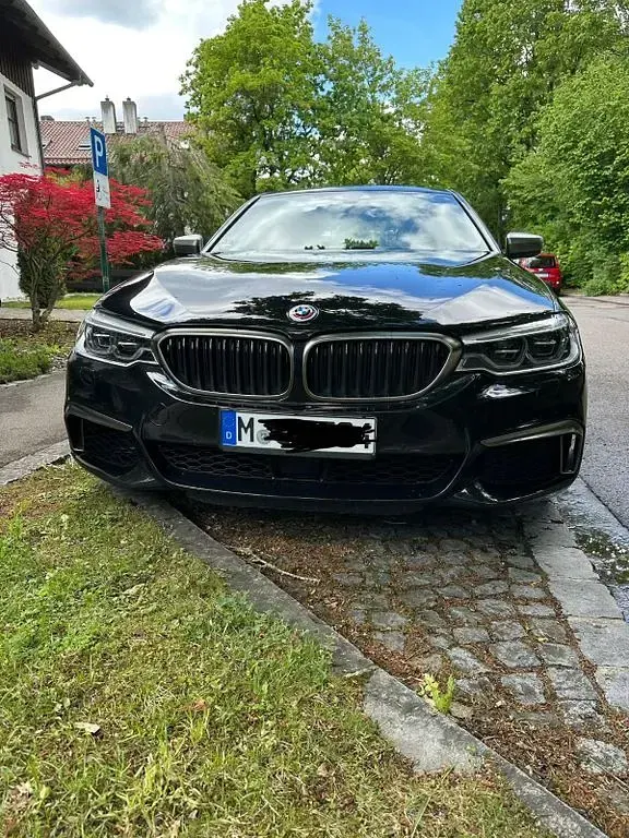 Gebraucht BMW M550 Performance 462 PS (339 kW) 2017 Schwarz Limousine