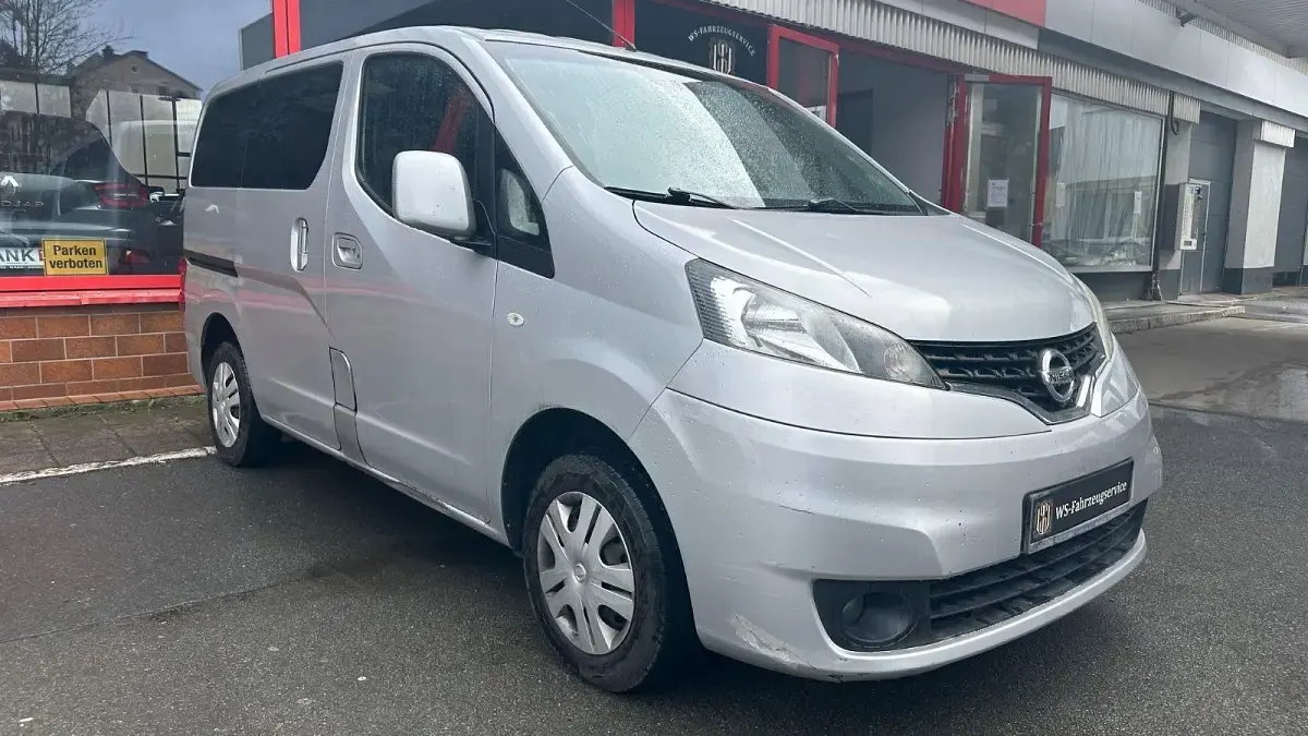 Gebraucht Nissan NV200 Premium Edition 110 PS (80 kW) 2013 Silber Van / Kleinbus
