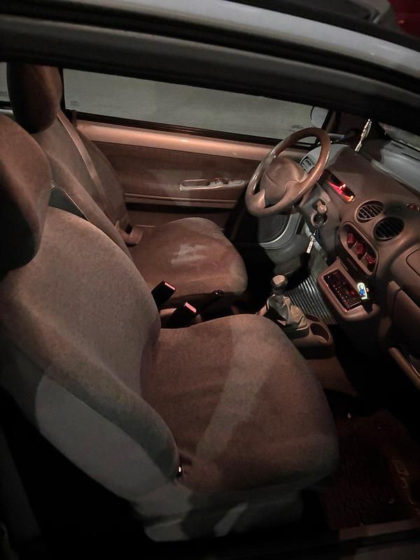 Gebraucht Renault Twingo 58 PS (42 kW) 2003 Silber Kleinwagen