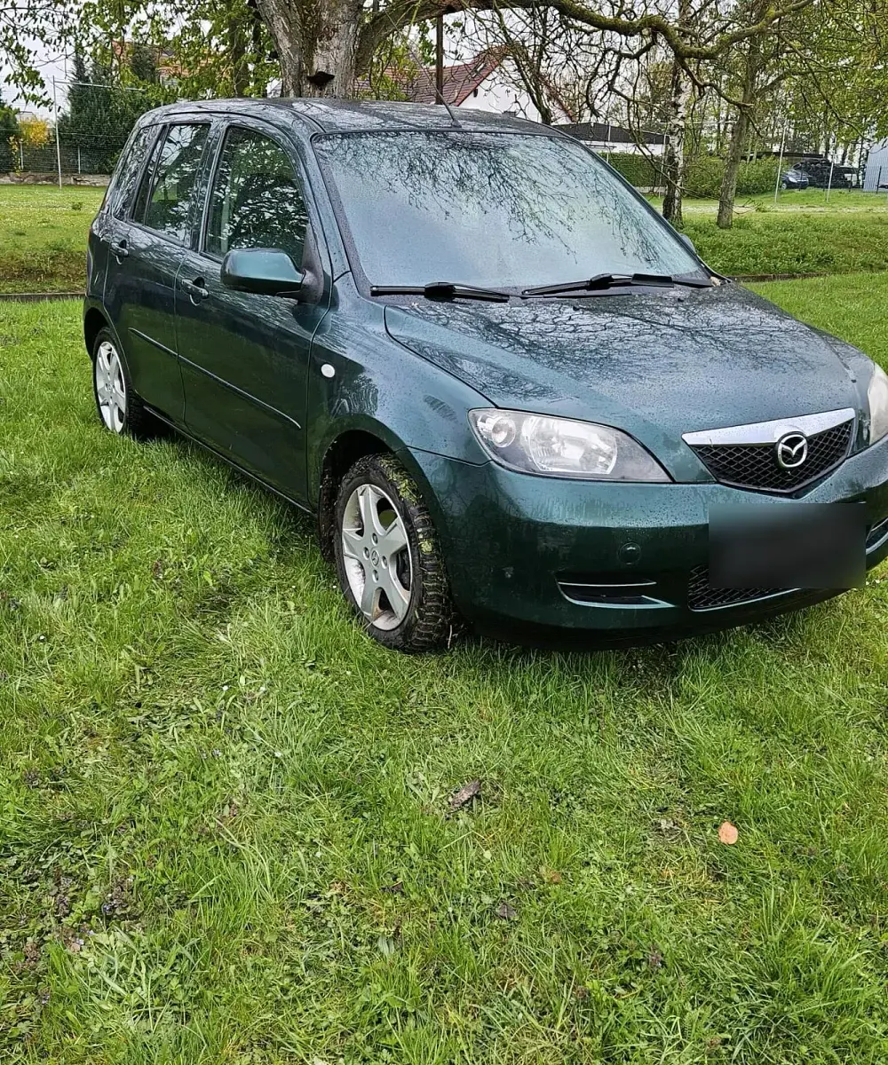 Usata Mazda 2 80 CV (58 kW) 2005 Verde Utilitaria