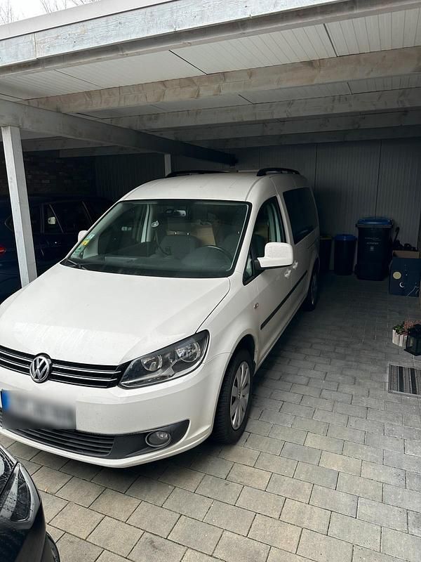 Weiß Gebraucht 2012 VW Caddy Van / Kleinbus | 10.250 € (Etwas zu teuer) - Bild 1/4
