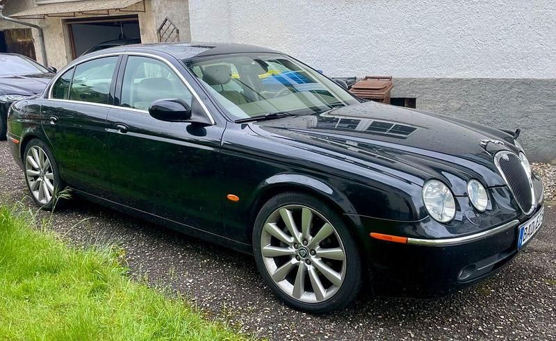 Schwarz Gebraucht 2004 Jaguar S-Type S Limousine | 4.100 € (Fairer Preis) - Bild 1/4