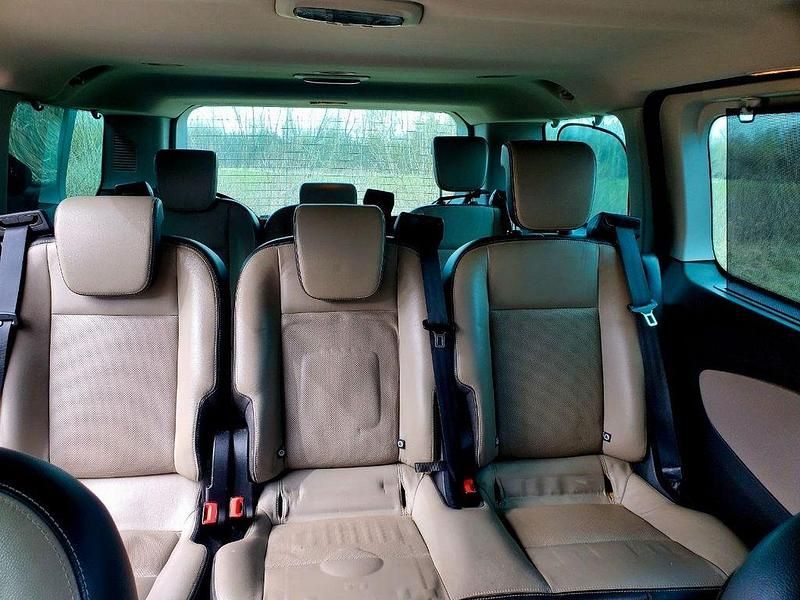 Gebraucht Ford Tourneo 155 PS (114 kW) 2013 Schwarz Van / Kleinbus