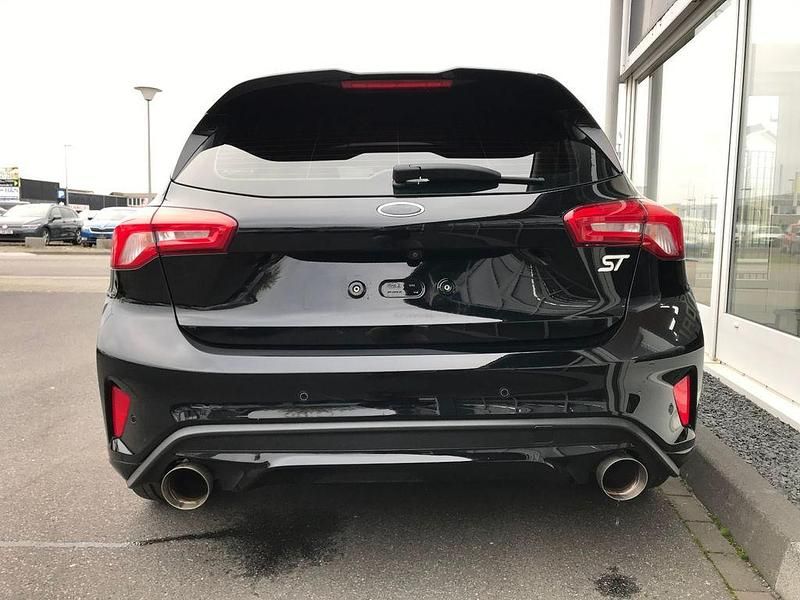 Gebraucht Ford Focus ST 280 PS (205 kW) 2019 Iridiumschwarz metallic Limousine