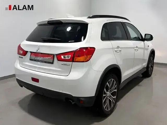 Gebraucht Mitsubishi ASX Diamant Edition 150 PS (110 kW) 2017 Weiß SUV