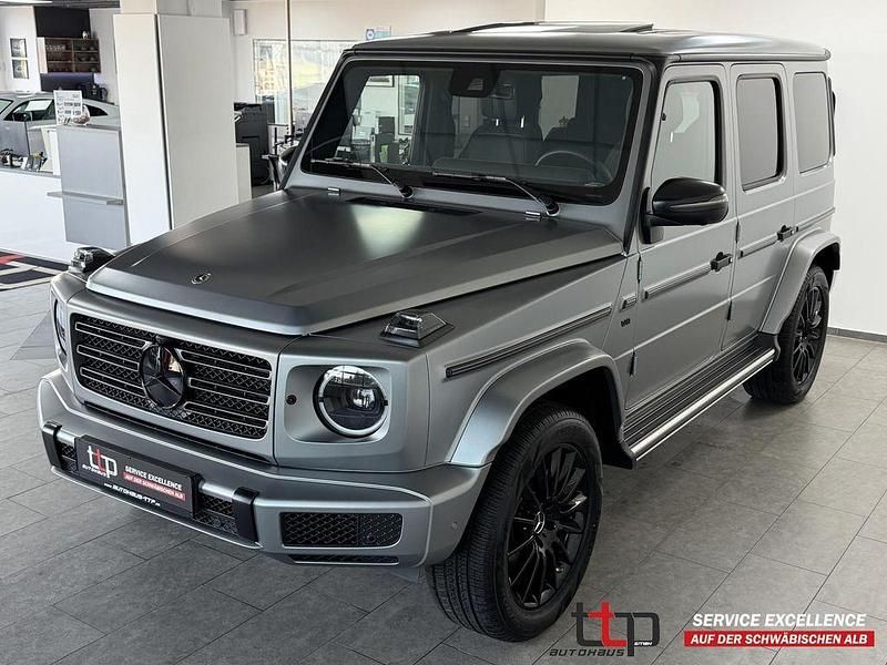 Designo platin magno Gebraucht 2023 Mercedes G500 AMG SUV | 152.850 € (Etwas zu teuer) - Bild 1/4