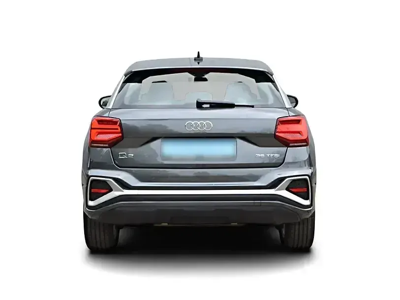 Gebraucht Audi Q2 S-Line 150 PS (110 kW) 2025 Grau SUV