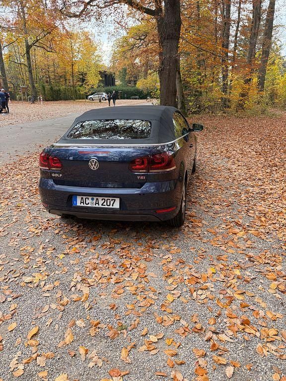 Gebraucht VW Golf Cabriolet 160 PS (117 kW) 2011 Blau Cabrio
