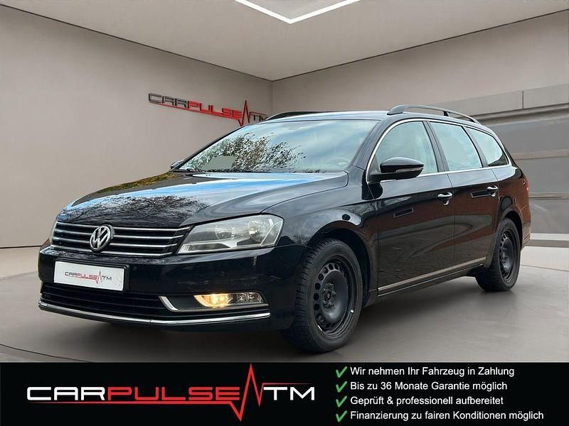 Deep black perleffekt (metallic) Gebraucht 2013 VW Passat Comfortline Kombi | 4.990 € (Guter Preis) - Bild 1/4