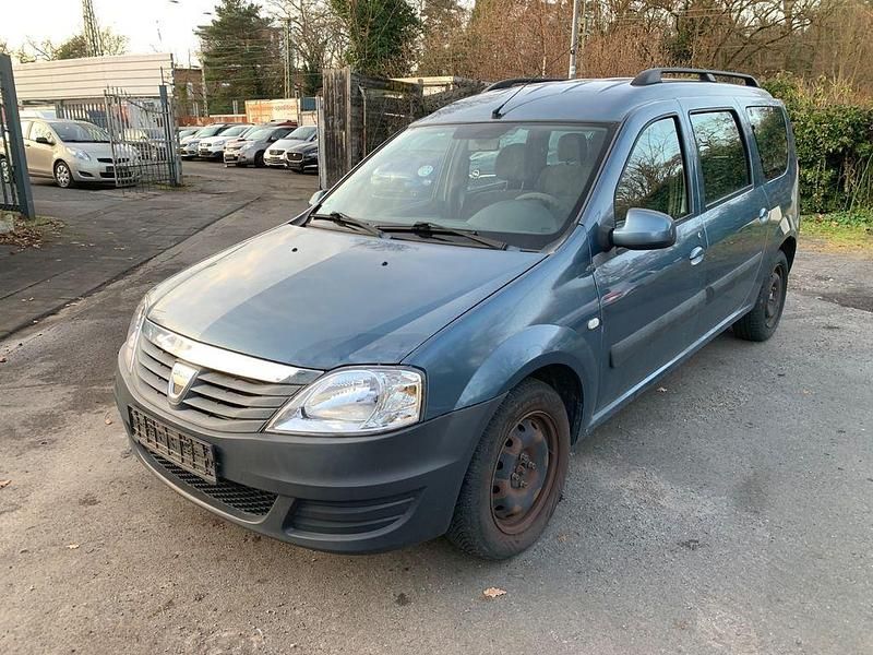 Blau Gebraucht 2009 Dacia Logan MCV Lauréate Kombi | 2.250 € (Fairer Preis) - Bild 1/4