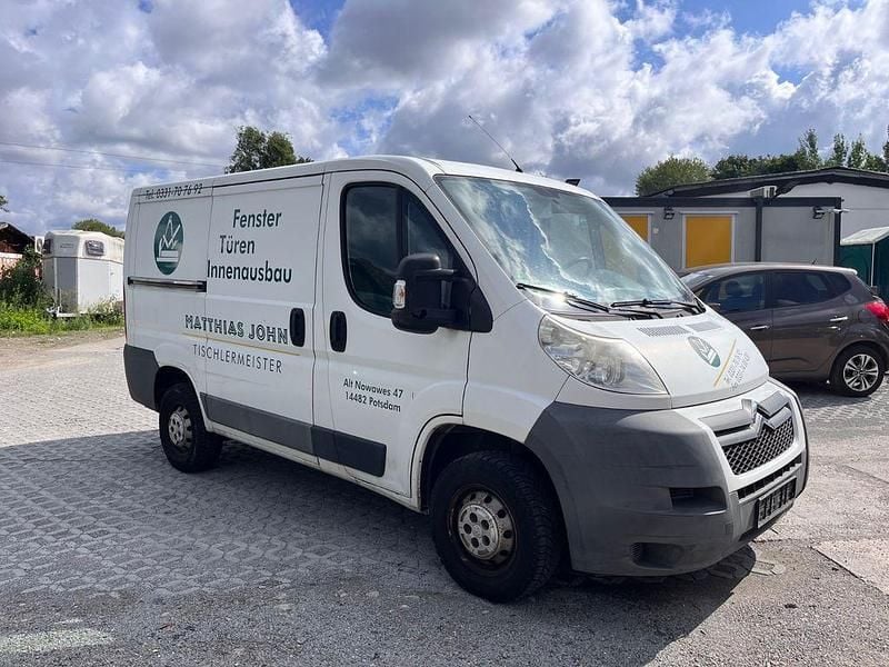 Weiß Gebraucht 2010 Citroën Jumper Van / Kleinbus | 4.990 € - Bild 1/4