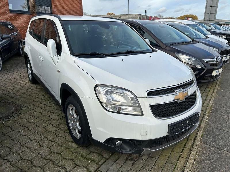Gebraucht Chevrolet Orlando LT 131 PS (96 kW) 2012 Weiß Van / Kleinbus