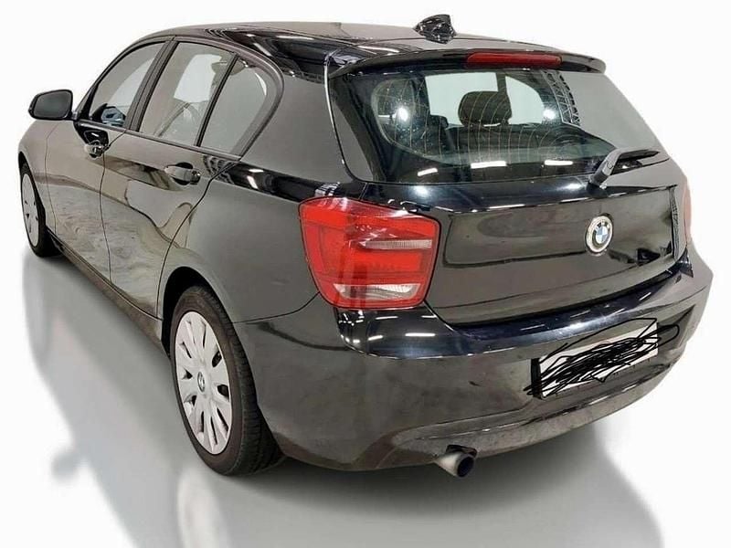 Gebraucht BMW 116 136 PS (100 kW) 2012 Schwarz Kleinwagen