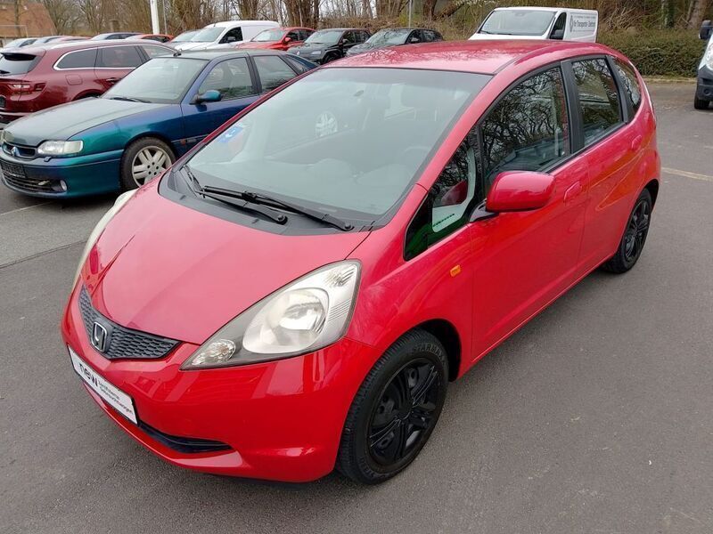 Rot Gebraucht 2011 Honda Jazz Trend Kleinwagen | 5.490 € (Etwas zu teuer) - Bild 1/4
