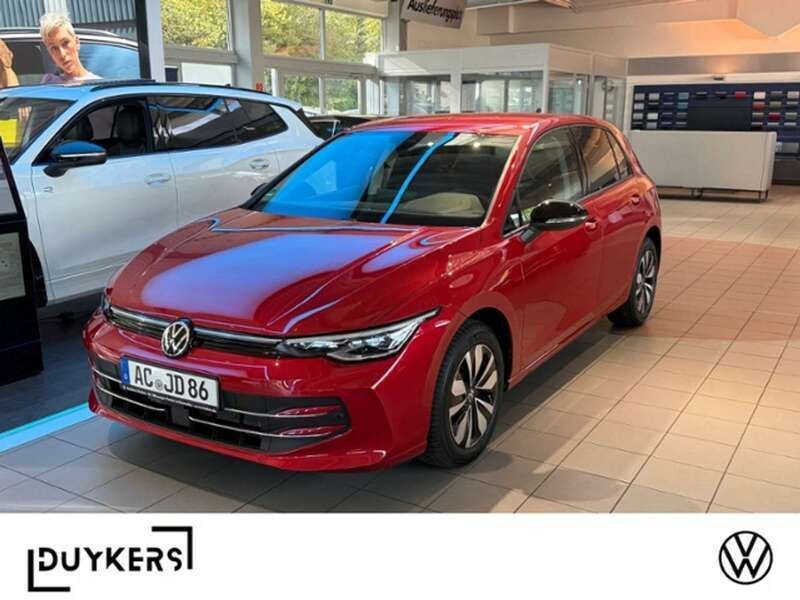 Kings red metallic Gebraucht 2025 VW Golf VIII Goal Limousine | 34.489 € (Guter Preis) - Bild 1/4
