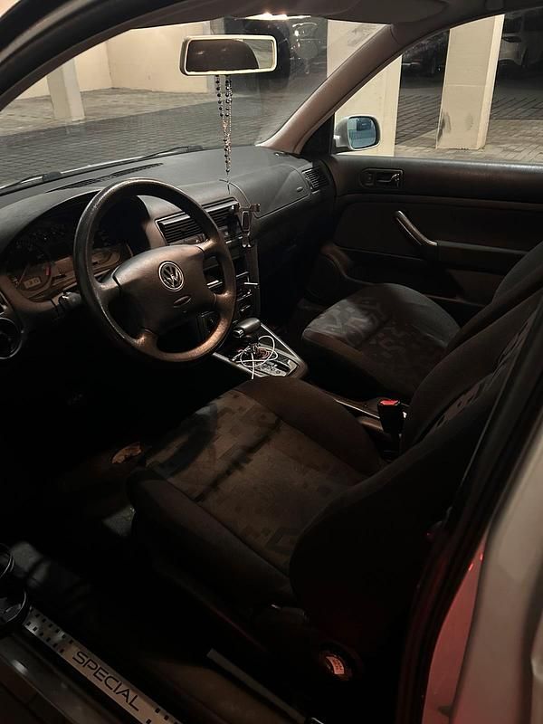 Gebraucht VW Golf IV 101 PS (74 kW) 2001 Silber Kleinwagen