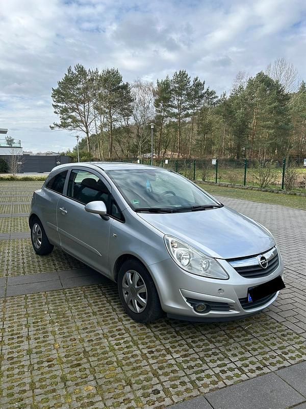 Gebraucht Opel Corsa 80 PS (58 kW) 2007 Silber Kleinwagen