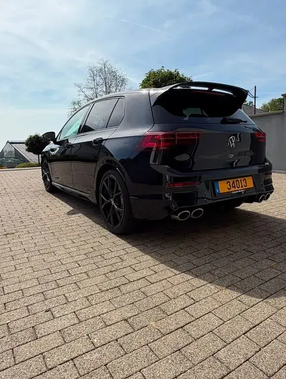 Gebraucht VW Golf VIII 320 PS (235 kW) 2022 Schwarz Limousine