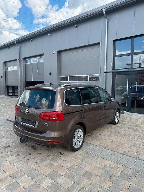 Occasion VW Sharan 177 ch (130 kW) 2013 Marron Monospace