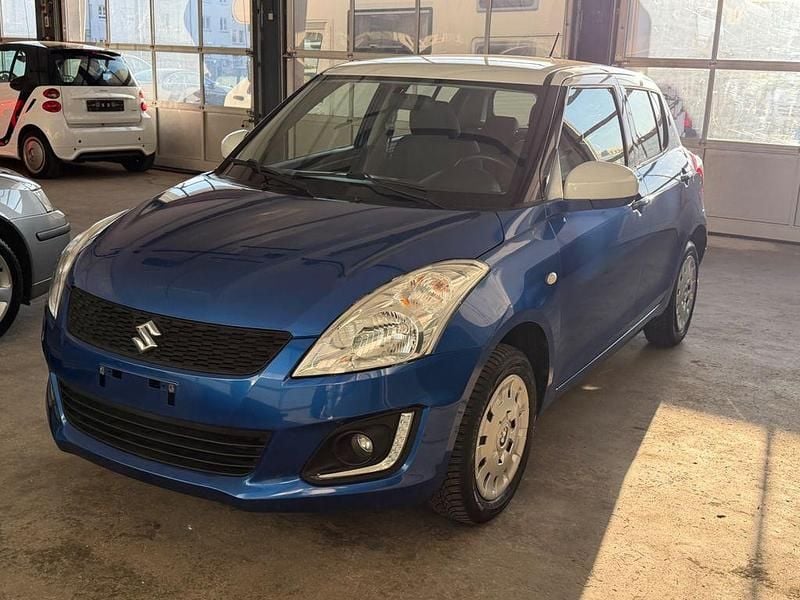 Gebraucht Suzuki Swift X-TRA 94 PS (69 kW) 2015 Blau Kleinwagen